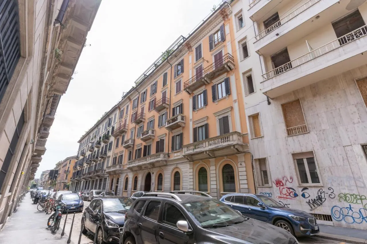 The Best Rent - Comfortable Studio Apartment Near S Ambrogio Milano Italien